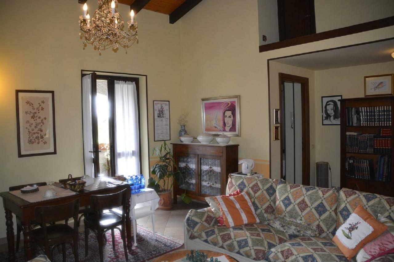 לינה וארוחת בוקר Torre Canavese Il Laghetto מראה חיצוני תמונה