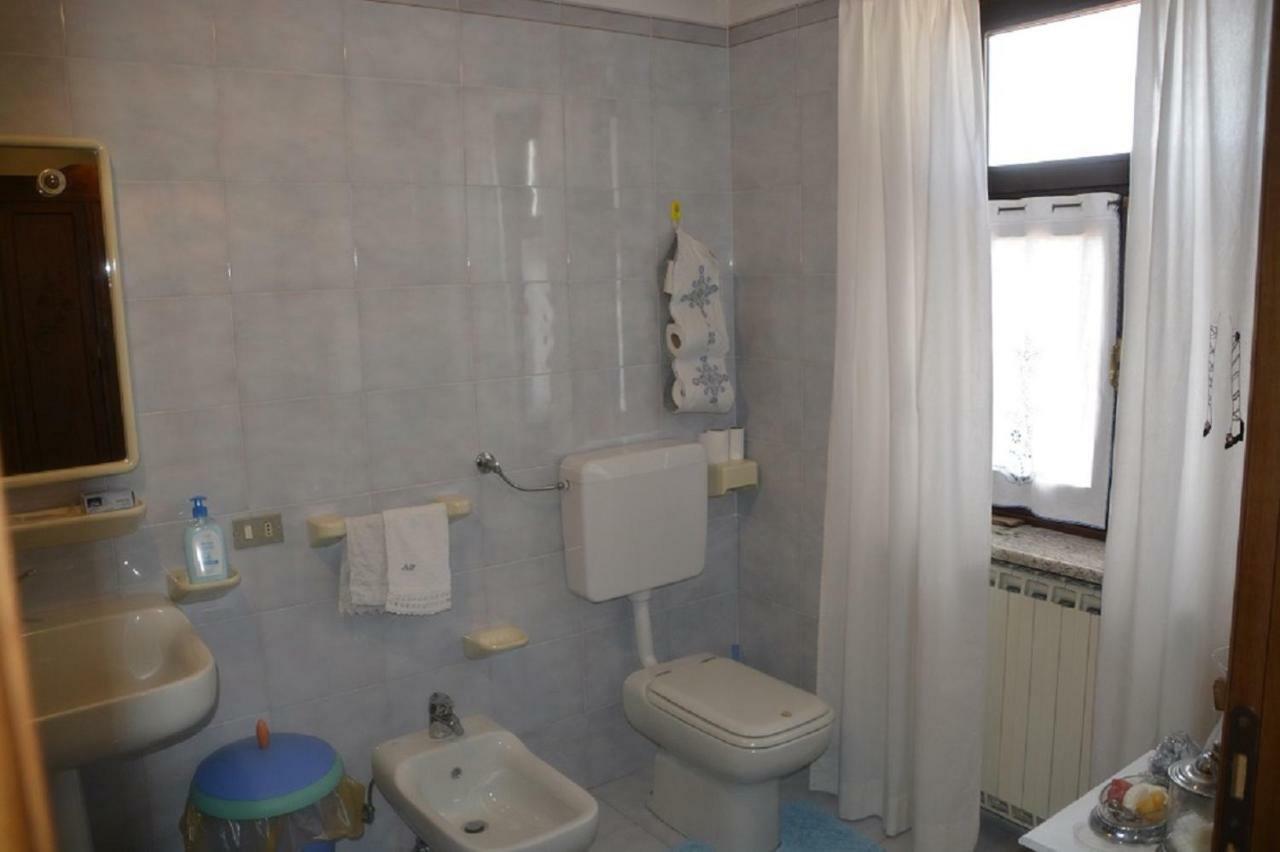 לינה וארוחת בוקר Torre Canavese Il Laghetto מראה חיצוני תמונה